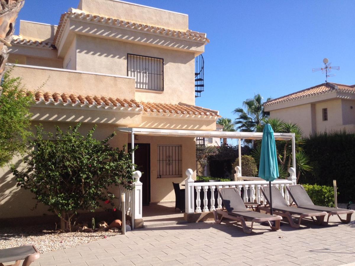17 Vistamar Playa Flamenca Villa Екстериор снимка