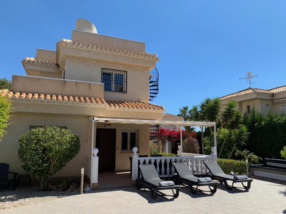 17 Vistamar Playa Flamenca Villa Екстериор снимка